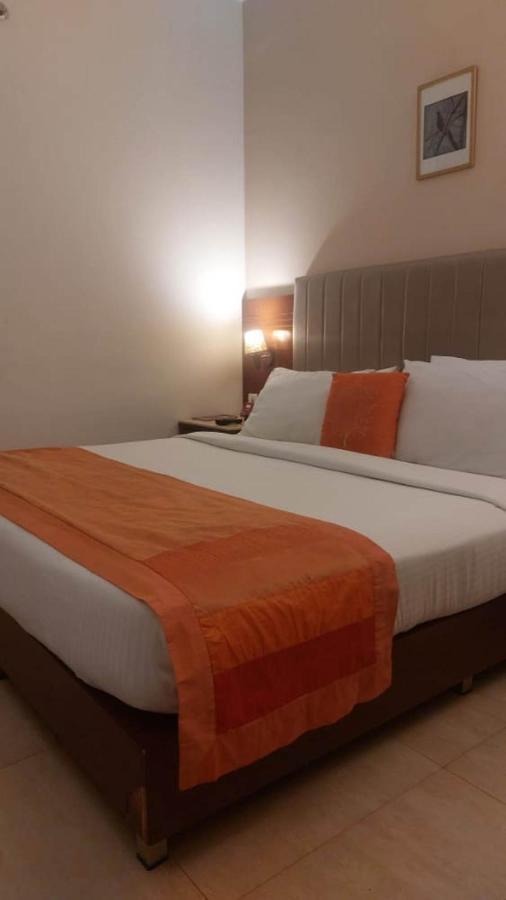 Cochin Palace Kochi Ngoại thất bức ảnh