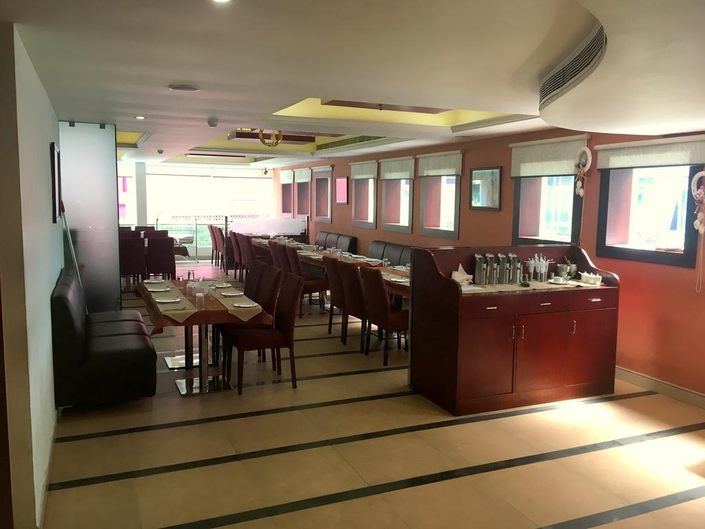 Cochin Palace Kochi Ngoại thất bức ảnh